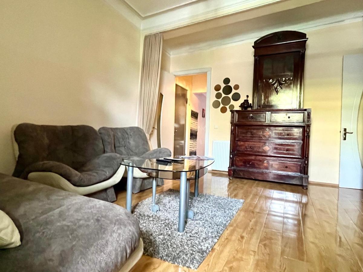 Apartment In Old Tbilisi Orbeliani Square Eksteriør bilde
